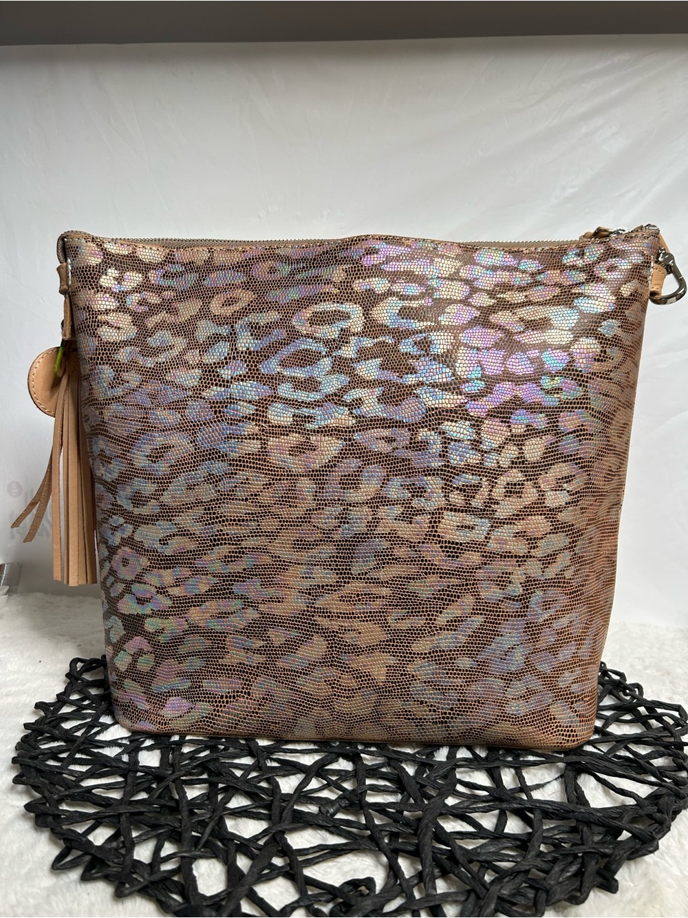 Consuela Iris Hobo - Picture 10 of 14
